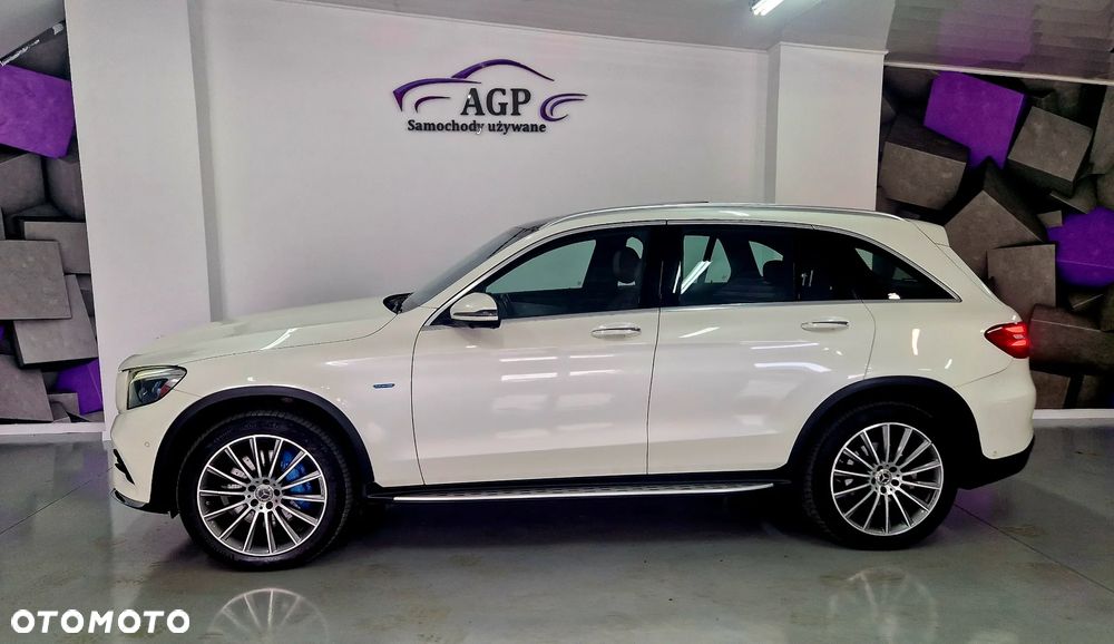 Mercedes-Benz GLC - 2