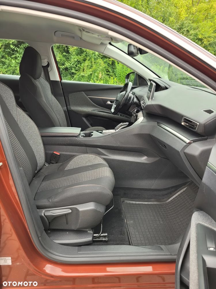 Peugeot 3008 1.5 BlueHDi Allure S&S EAT8 - 12
