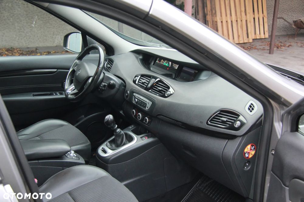 Renault Scenic 1.5 dCi Expression - 8