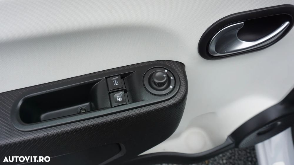 Renault Twingo SCe 70 LIMITED - 16