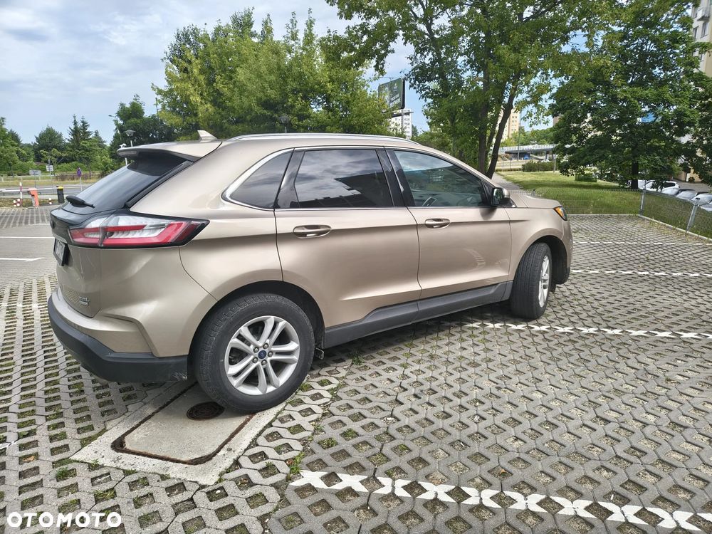 Ford Edge - 9