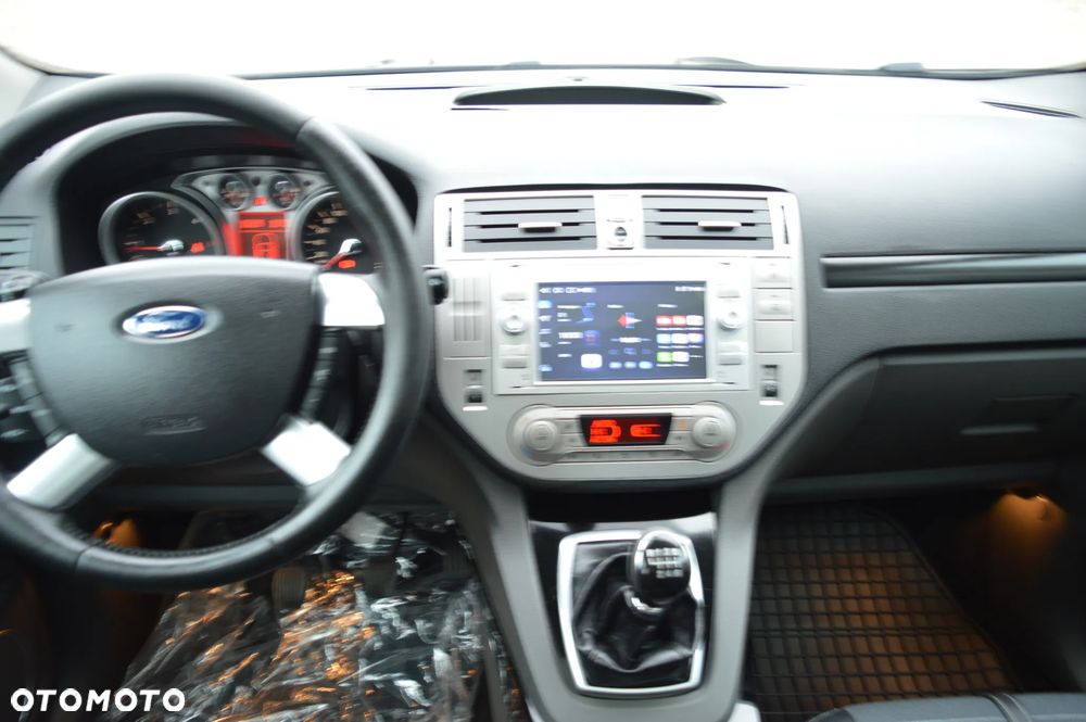 Ford Kuga 2.0 TDCi Titanium FWD - 19
