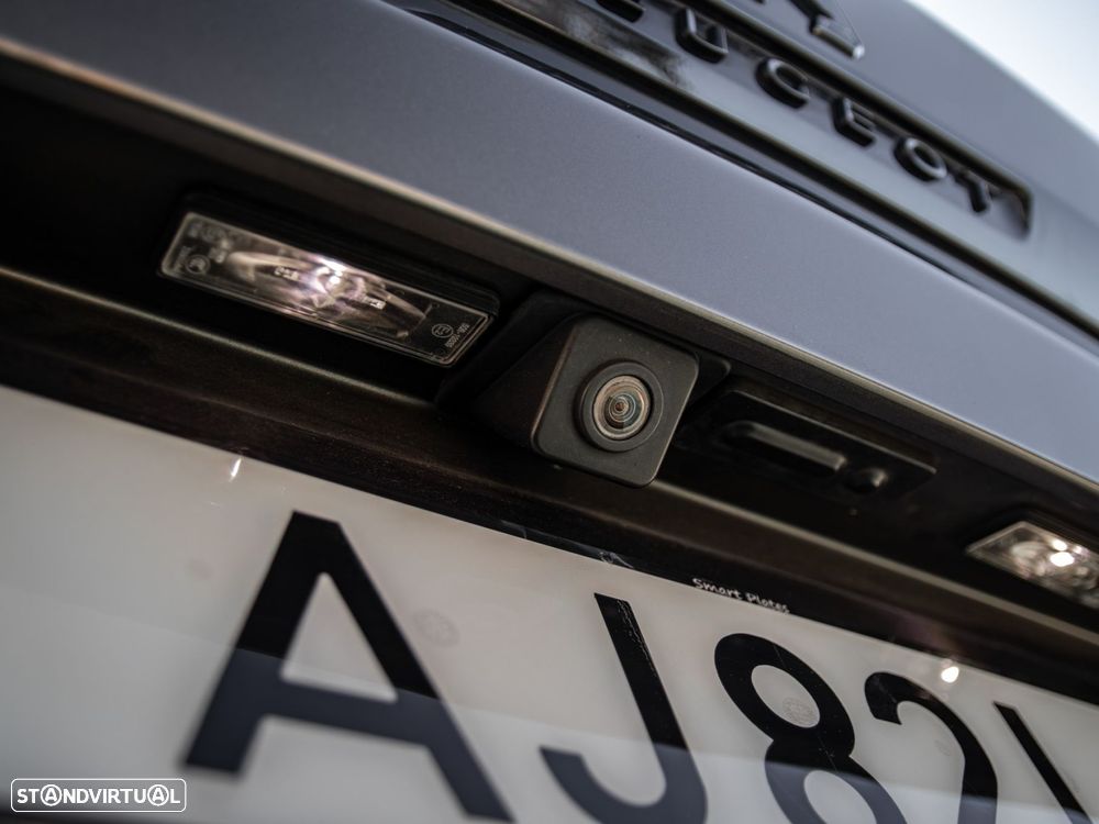 Peugeot 3008 1.6 Hybrid4 GT Pack e-EAT8 - 9