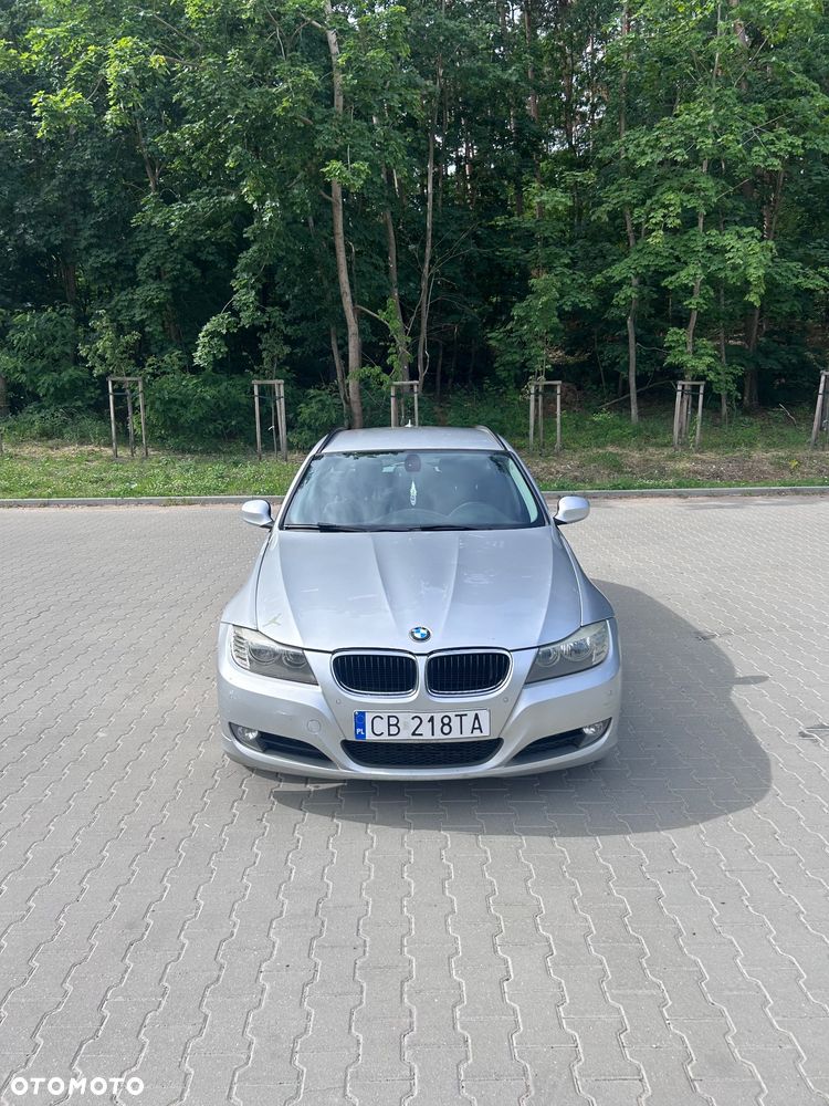 BMW Seria 3 318d DPF - 2
