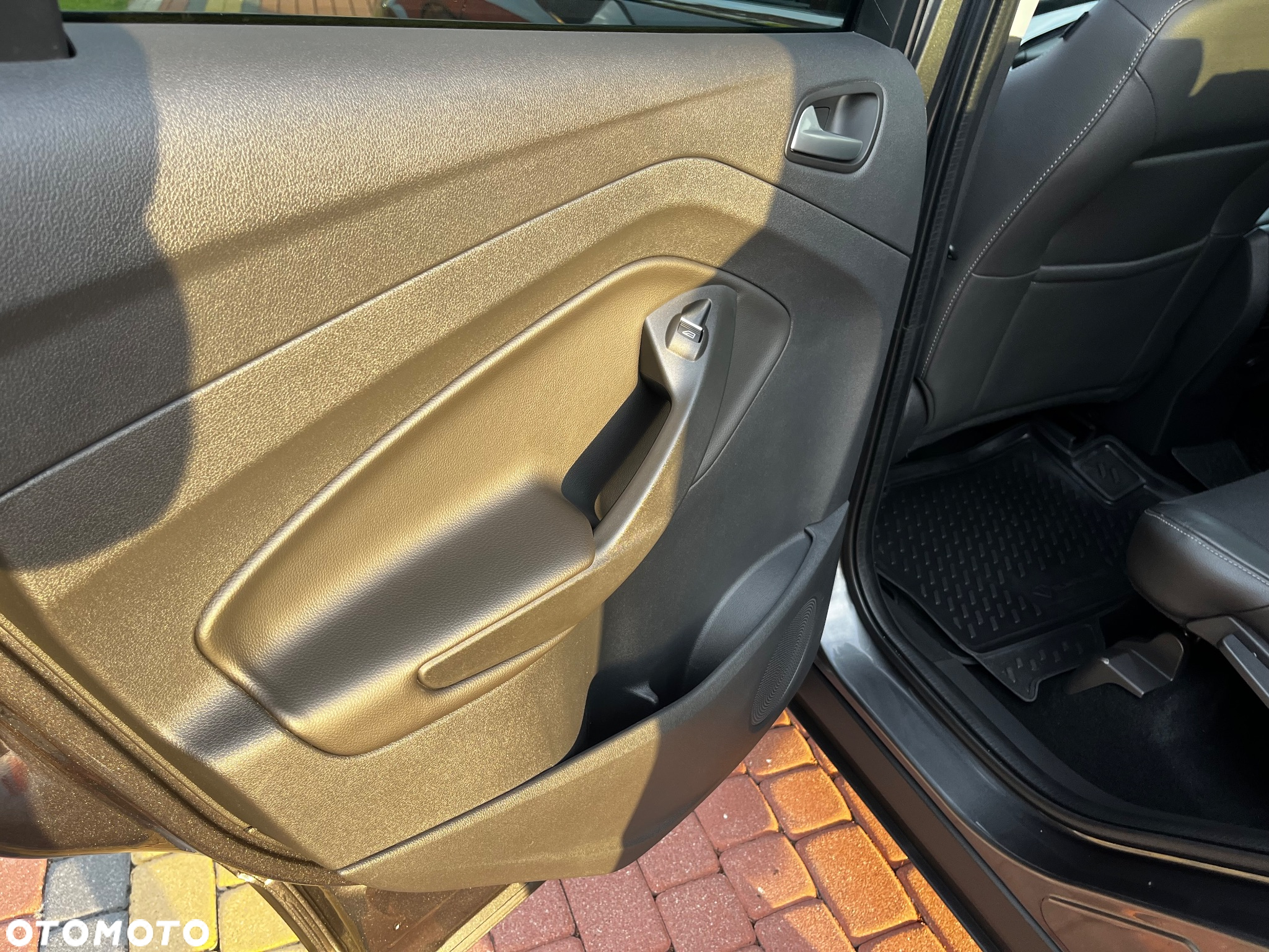 Ford Kuga 1.5 EcoBoost AWD Titanium ASS - 33