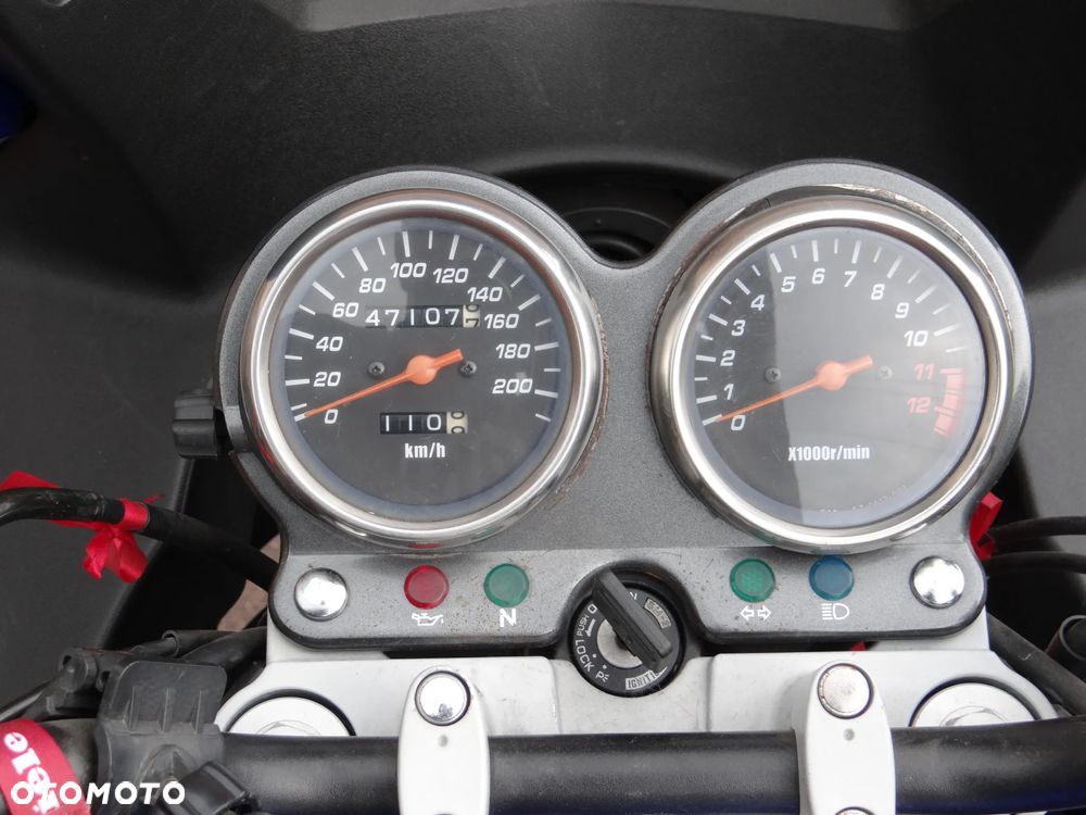 Suzuki GS - 8