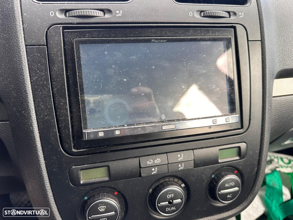 VW Golf V Hatchback (1K1) 1.9 TDI 4motion Diesel 105 cv  77 kW 2004 - 2008 BLS - 5