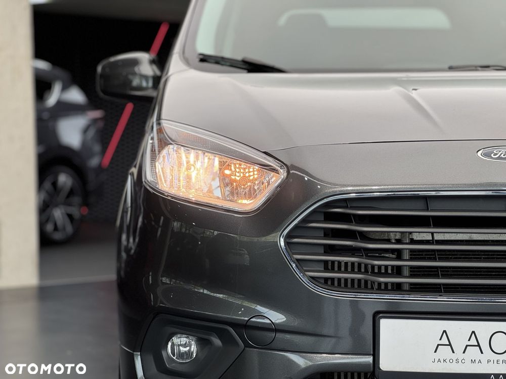 Ford Tourneo Courier 1.0 EcoBoost Titanium - 38