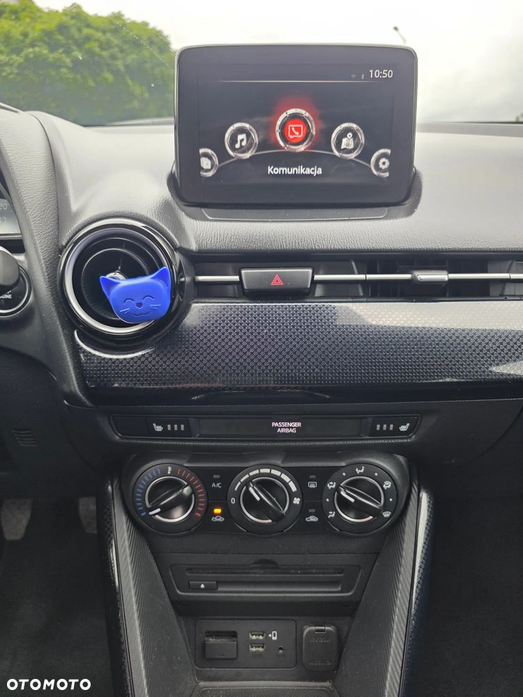 Mazda 2 - 3