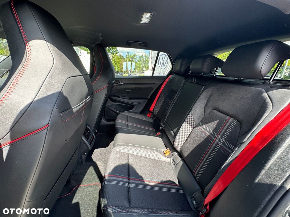 Volkswagen Golf 2.0 TSI GTI Edition 50 DSG - 27