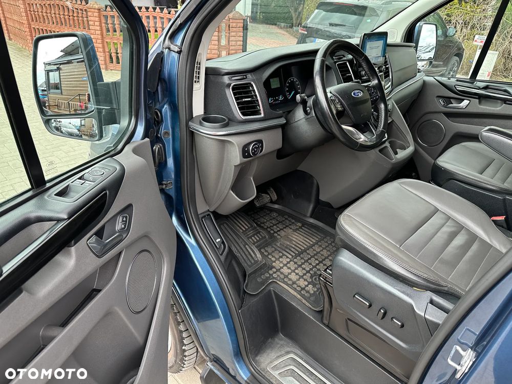 Ford Tourneo Custom - 6