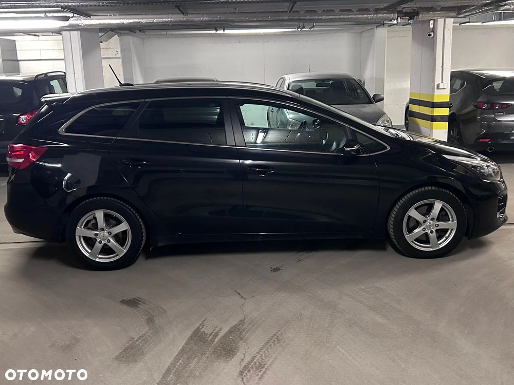 Kia Ceed 1.6 CRDi GT Line - 4