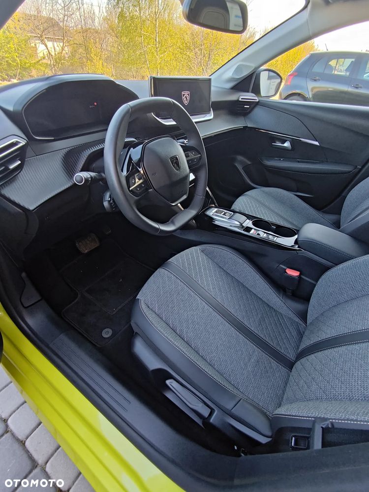 Peugeot 208 Elektromotor 136 Allure - 23