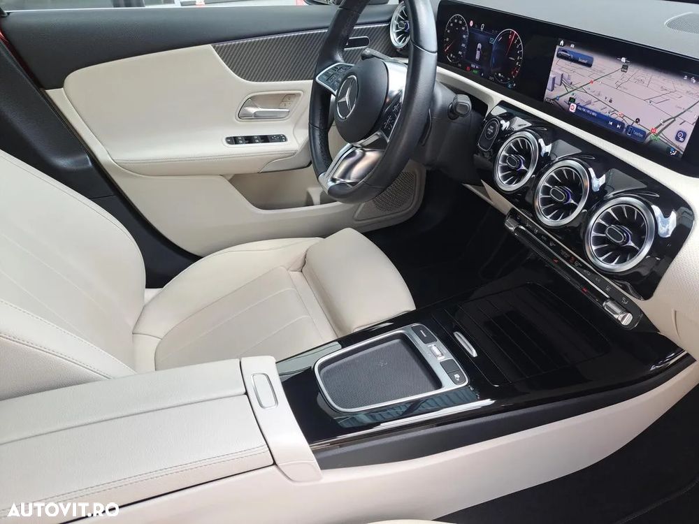 Mercedes-Benz A 250 e Aut. - 12