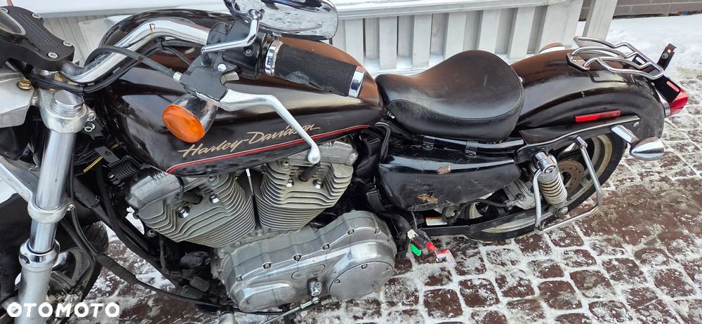 Harley-Davidson Sportster Custom 883C - 15