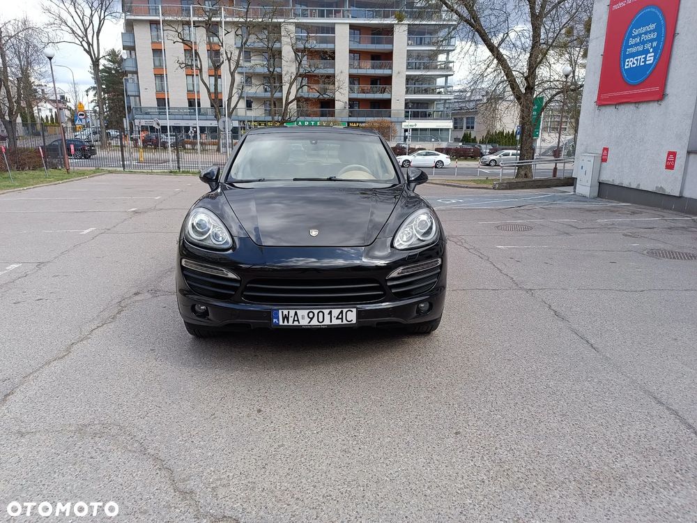 Porsche Cayenne - 21