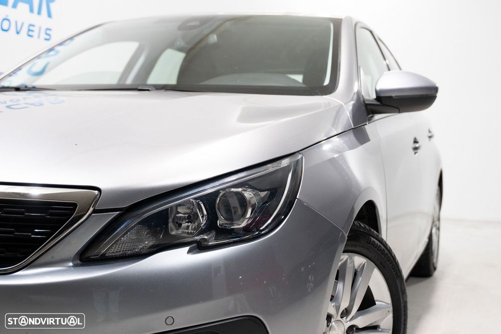 Peugeot 308 1.2 PureTech Allure EAT8 - 4
