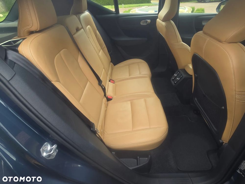 Volvo XC 40 T4 Inscription - 33
