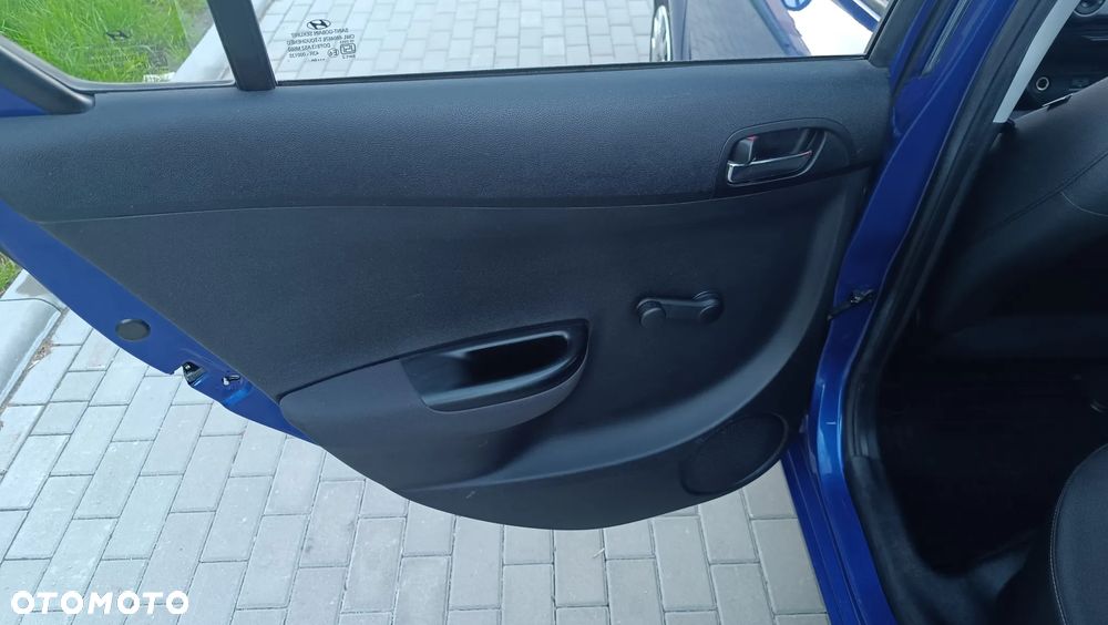 Hyundai i20 1.2 Trend - 17