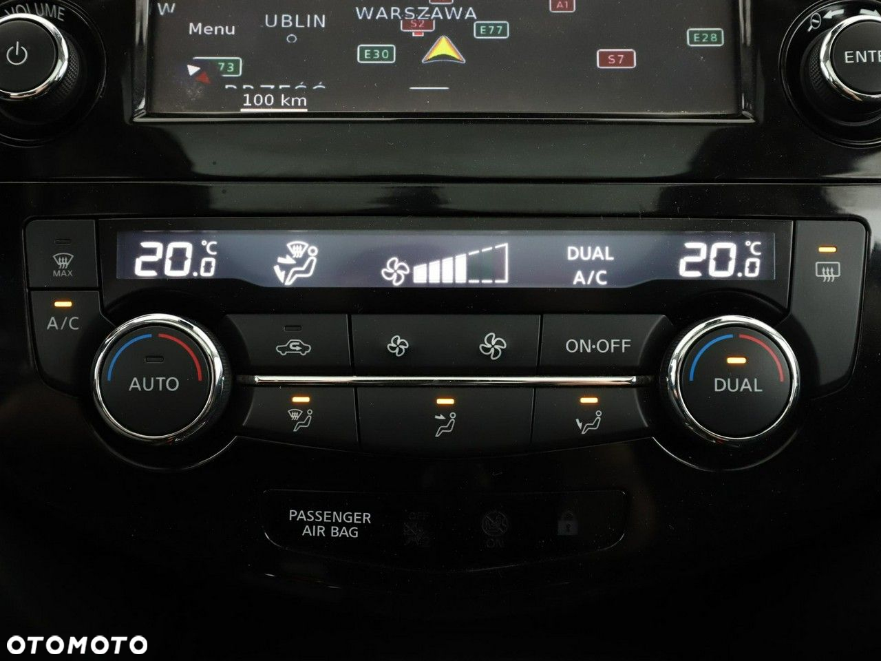 Nissan Qashqai 1.6 DCi N-Connecta Xtronic - 26