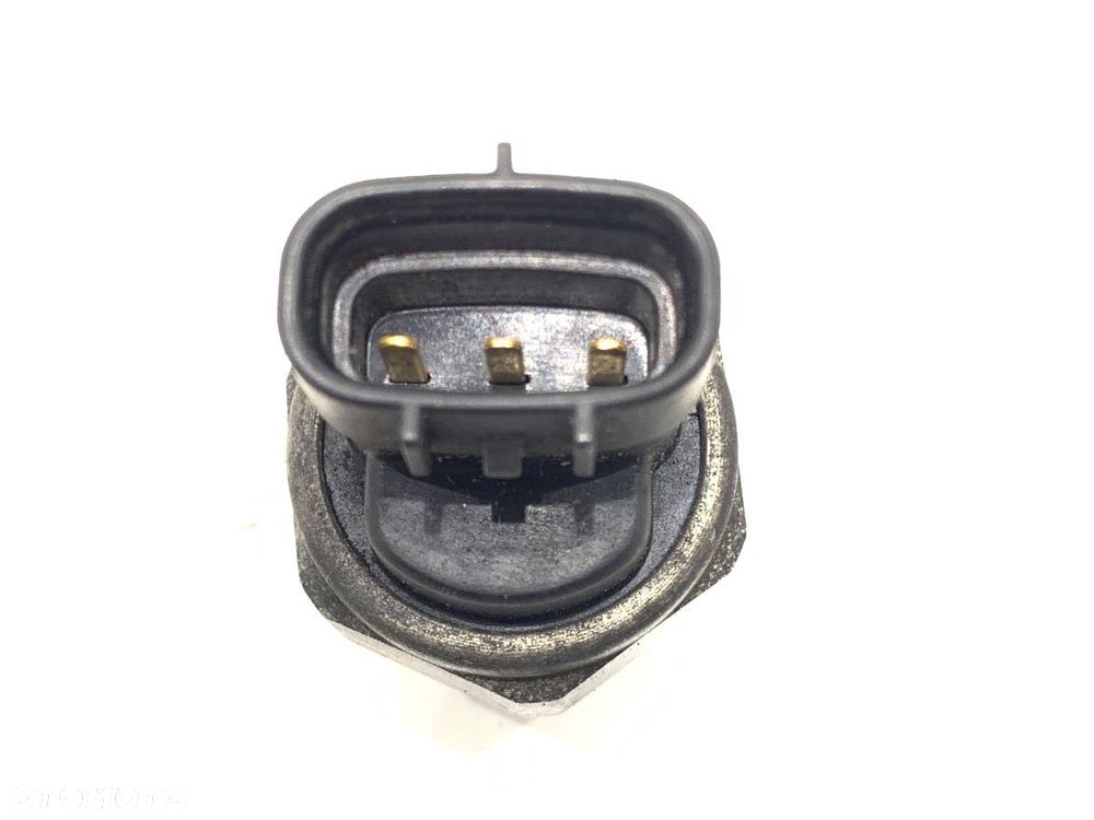 CZUJNIK CIŚNIENIA PALIWA  MAZDA 6 Kombi (GH) 2007 - 2013 2.0 MZR-CD (GH14) 103 kW [140 KM] olej - 3