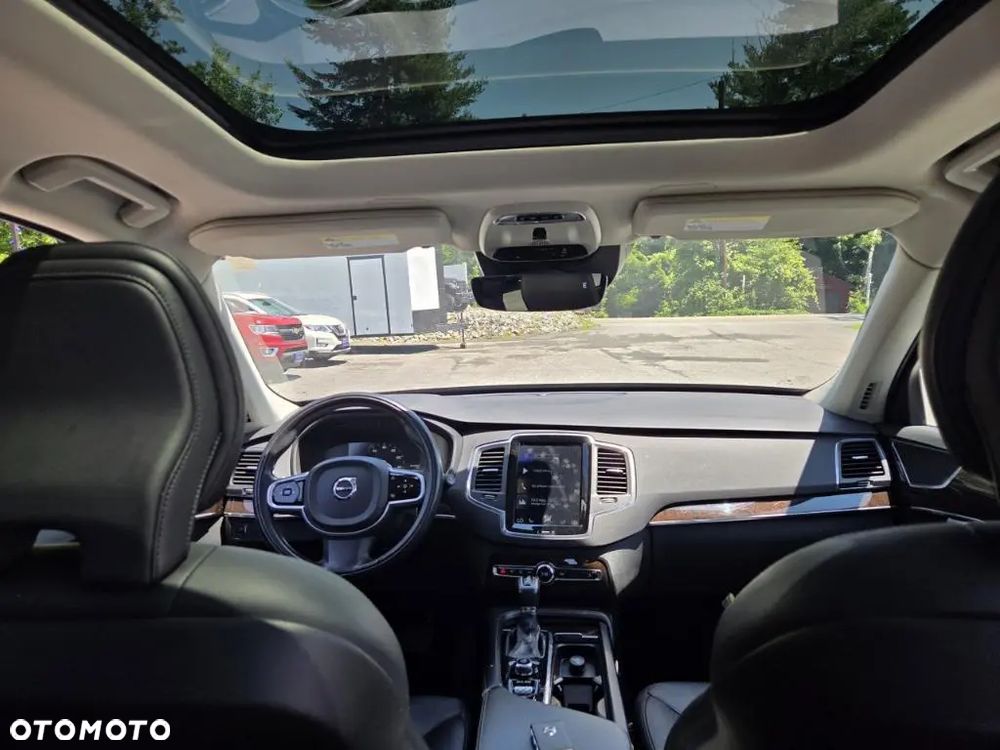 Volvo XC 90 - 15