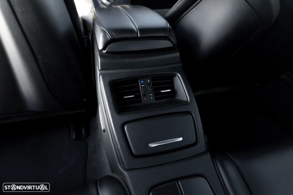 BMW M3 Auto - 26