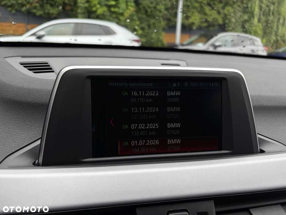 BMW X1 sDrive20i Advantage - 35