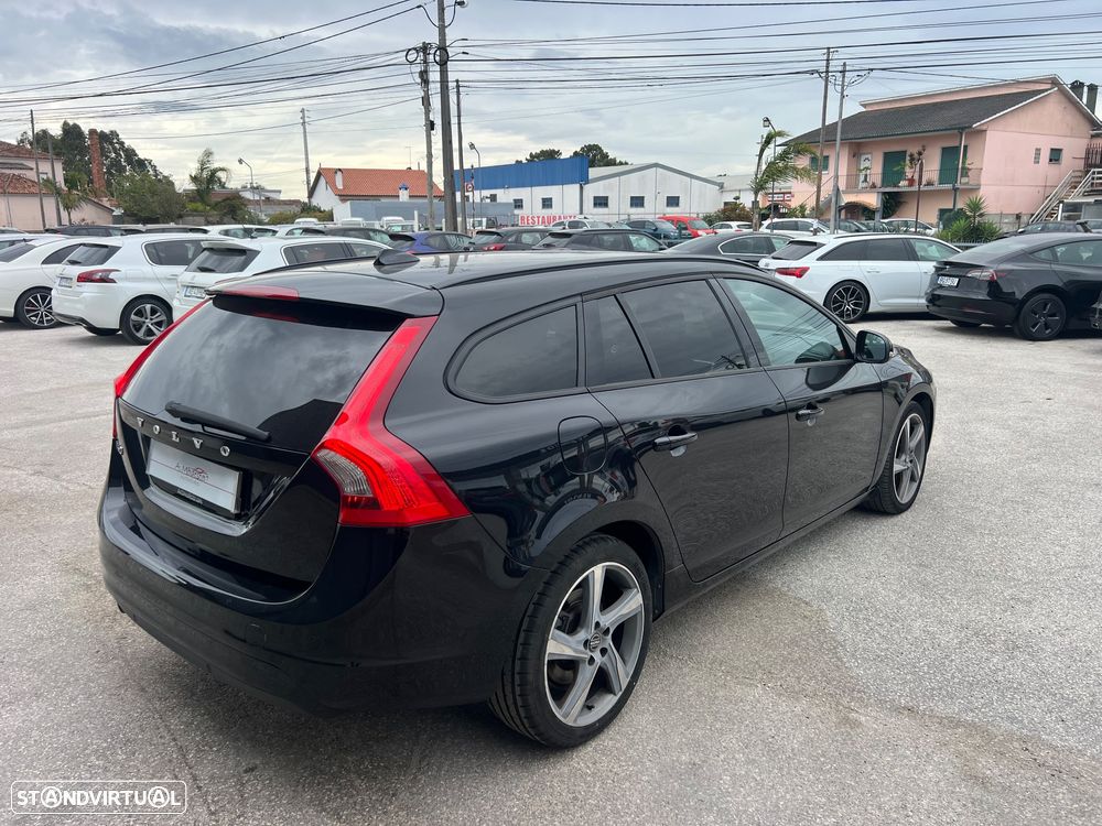 Volvo V60 1.6 D2 Drive Summum Start/Stop - 5