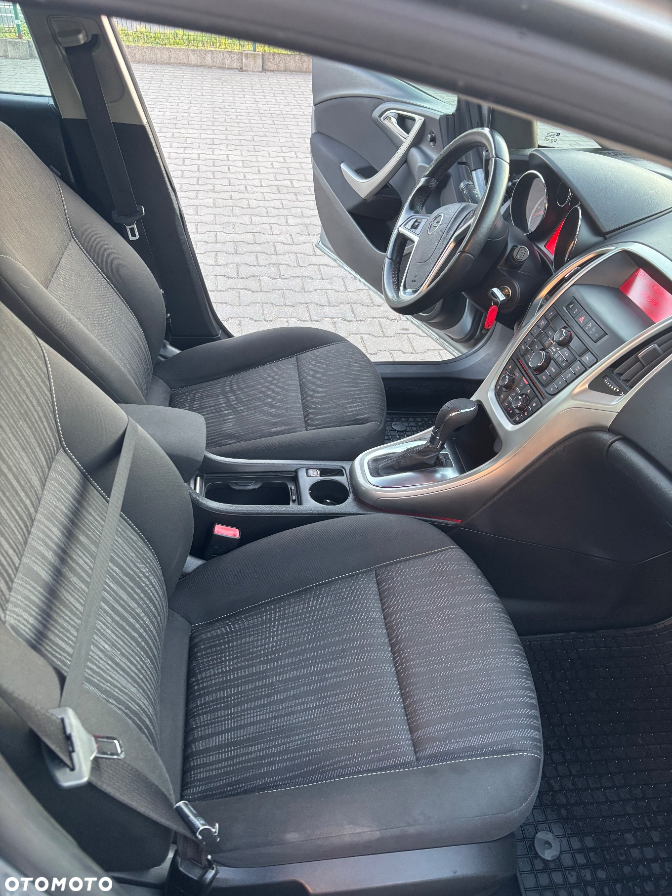 Opel Astra IV 1.6 T Sport - 16