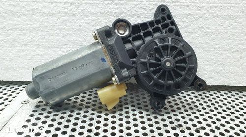 Motoras macara geam stanga spate MERCEDES-BENZ M-CLASS (W163) [ 1998 - 2005 ] OEM  9137041094 / 9 137 041 094 - 1