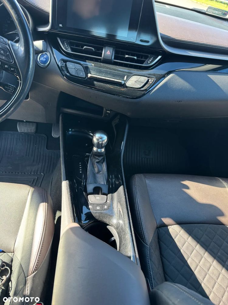 Toyota C-HR - 19