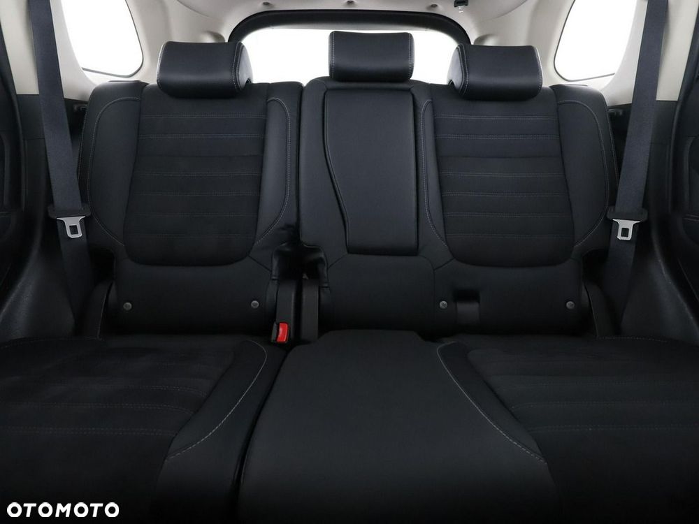 Mitsubishi Outlander - 19