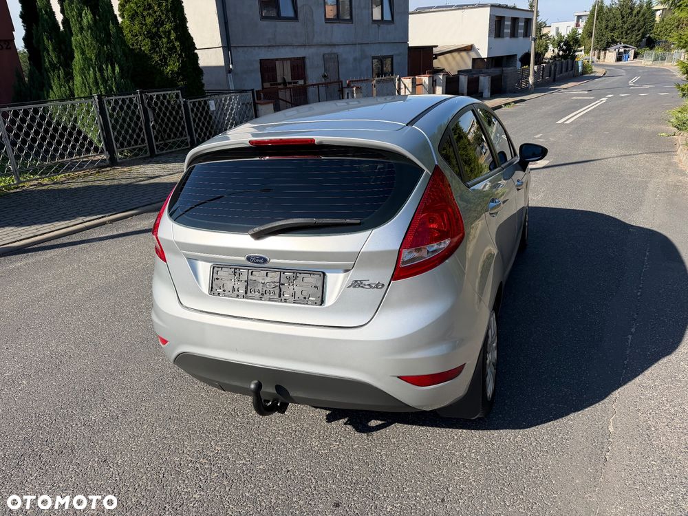 Ford Fiesta - 8
