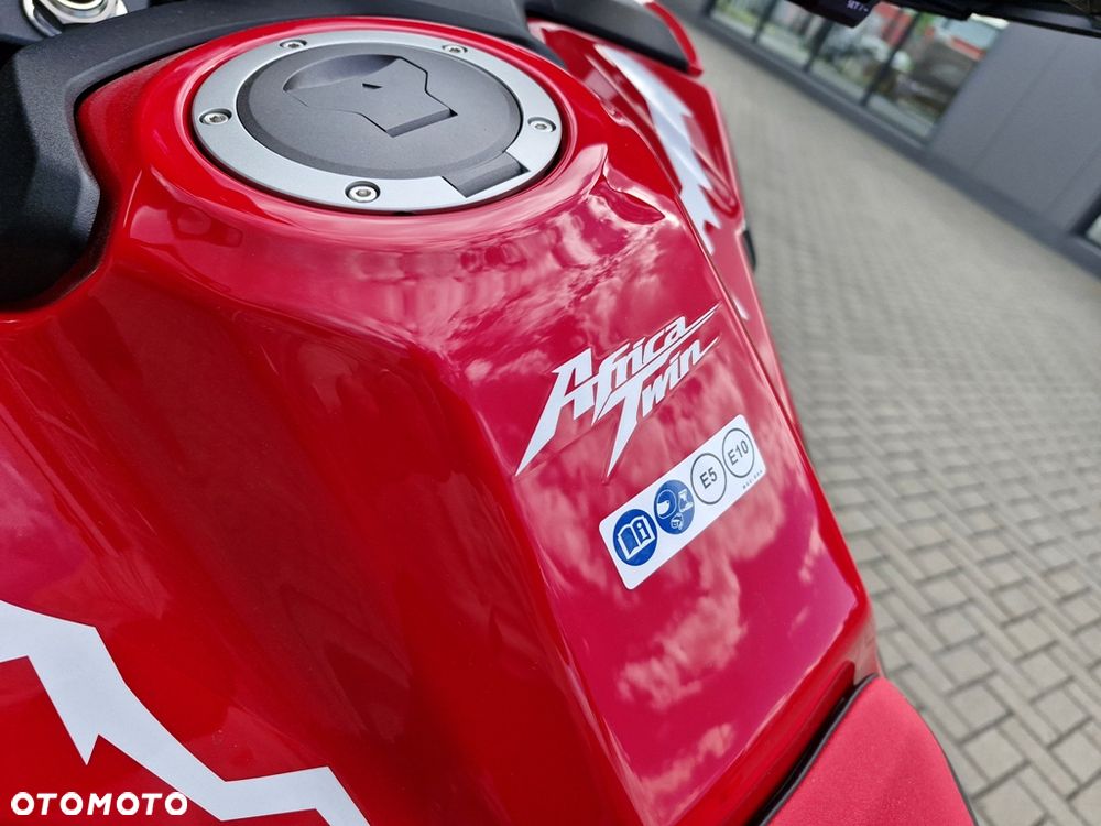 Honda NT - 8