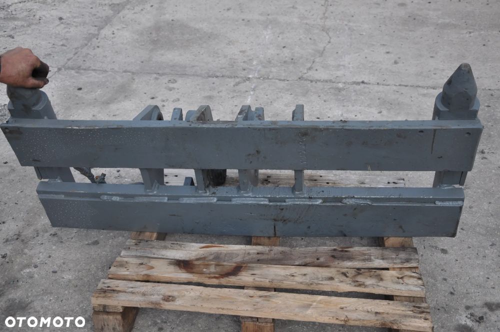 Karetka ramka Qfit Terex T 350 - 4