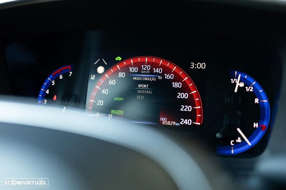 Toyota Corolla 1.8 Hybrid Active - 18