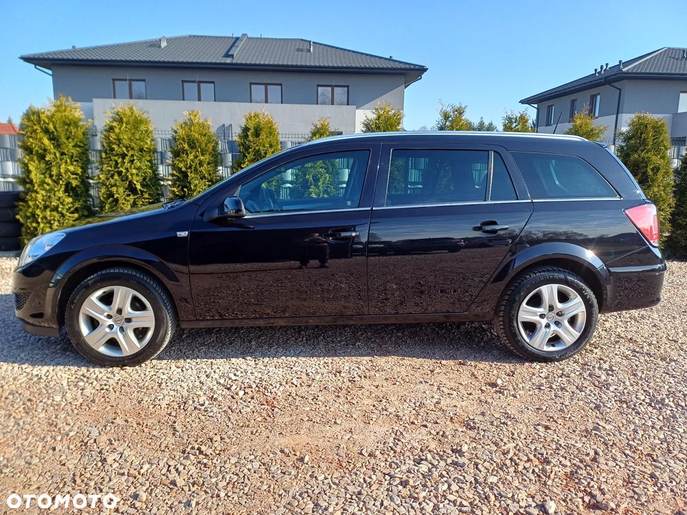 Opel Astra 1.6 Edition 111 Jahre - 2