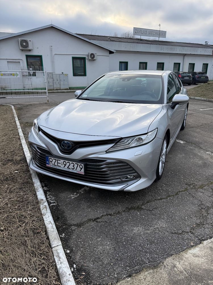 Toyota Camry 2.5 Hybrid Executive CVT - 3