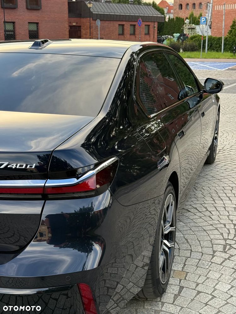 BMW Seria 7 740d xDrive mHEV sport - 16