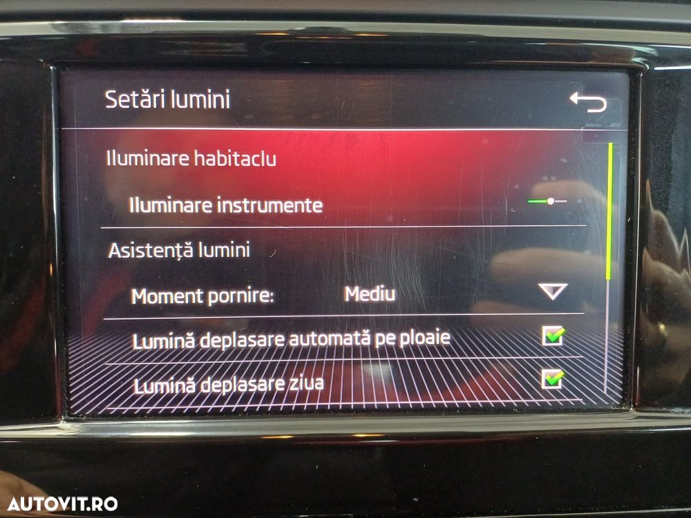 Skoda Octavia 1.5 TSI DSG Style - 19