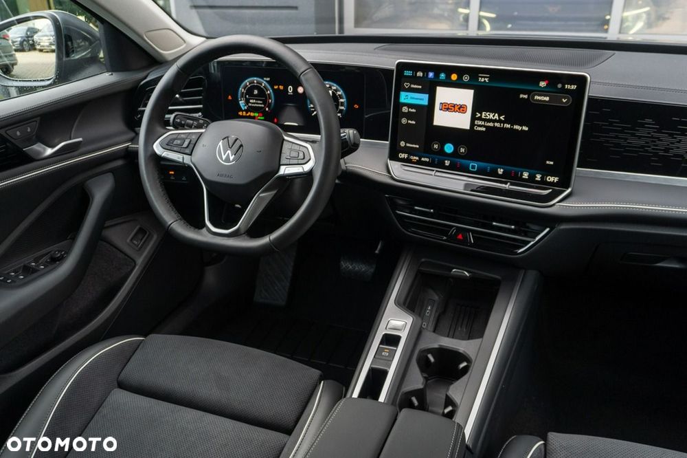 Volkswagen Passat - 21