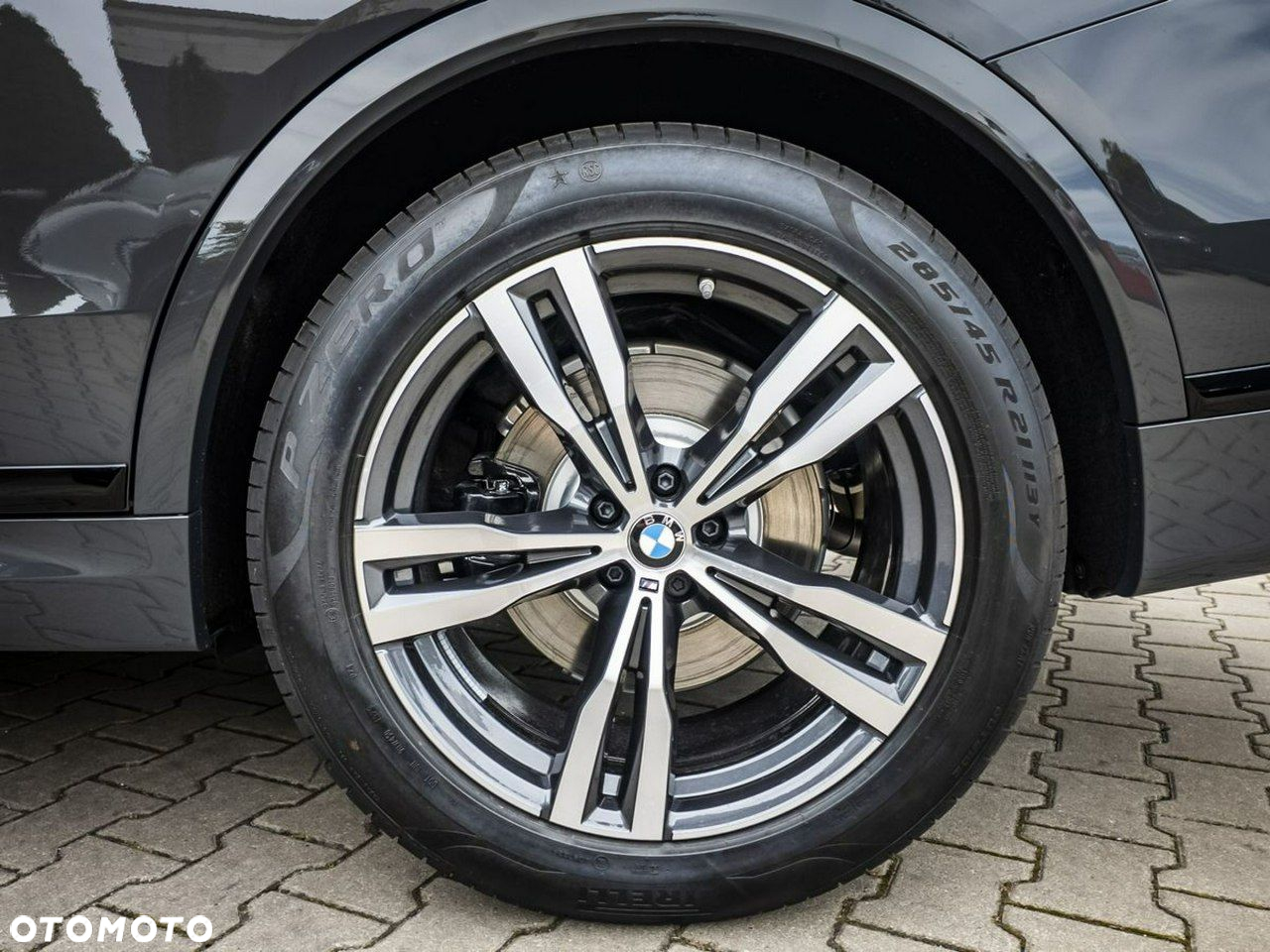 BMW X7 - 12
