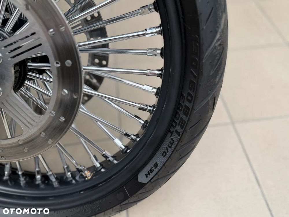 Harley-Davidson Touring Street Glide - 30