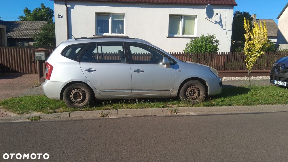 Kia Carens 2.0 EX - 3
