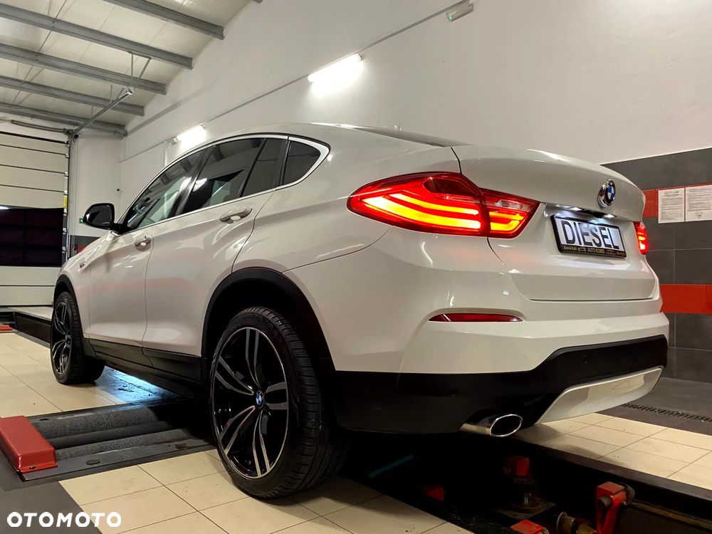 BMW X4 xDrive20d xLine - 10