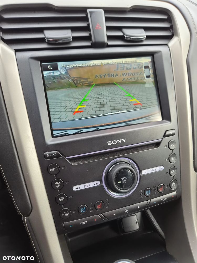 Ford Mondeo 2.0 TDCi STart-Stopp Vignale - 19