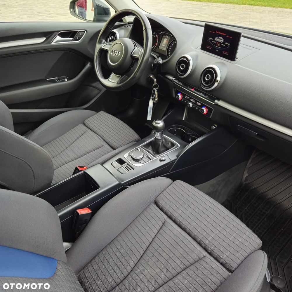 Audi A3 ver-1-4-tfsi-attraction - 4