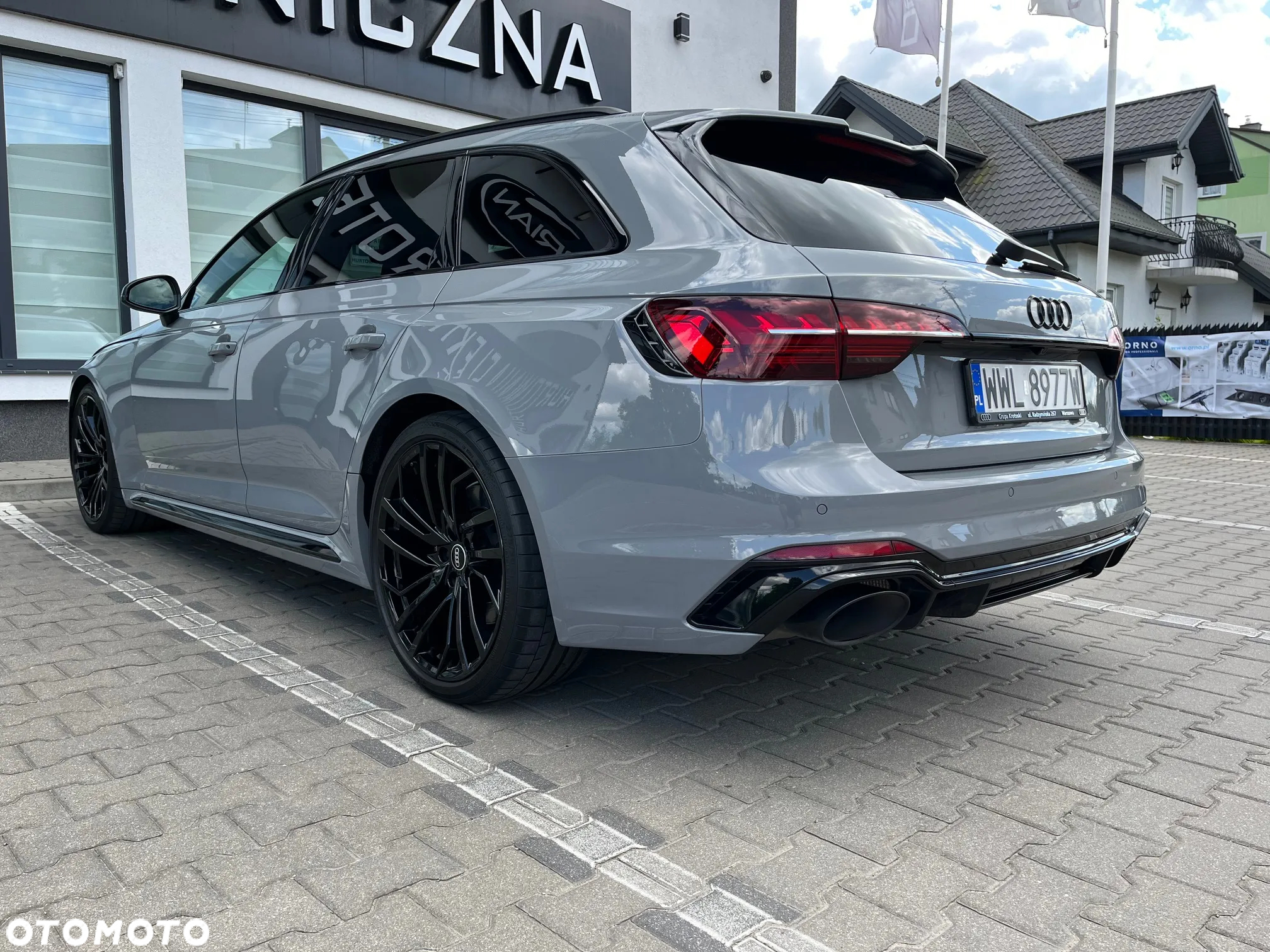 Audi RS4 TFSI Quattro Tiptronic - 8