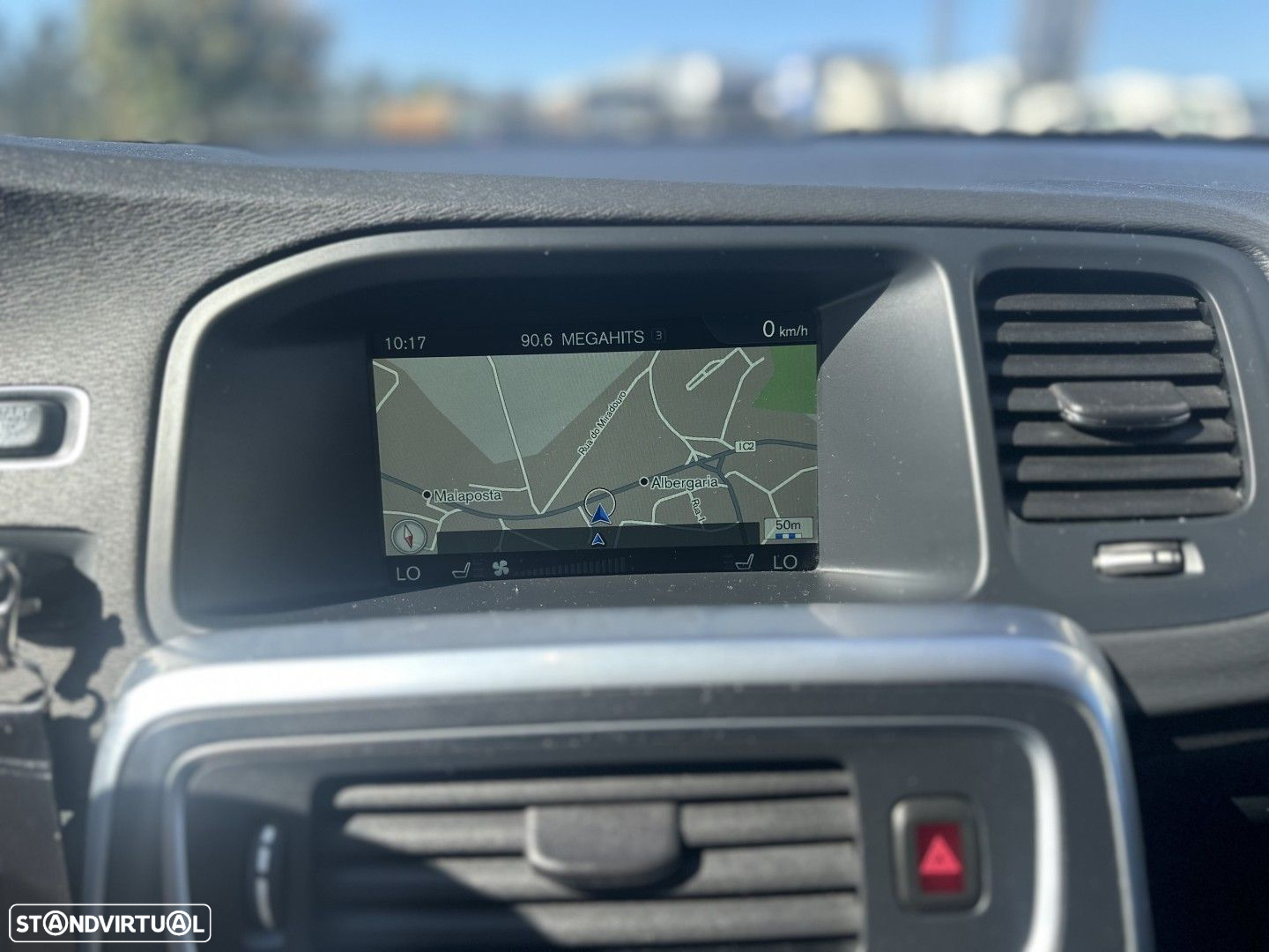 Volvo V60 1.6 D2 Momentum Eco - 12